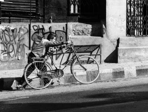 M6006  Poul Chr Jensen   Uphill cycling Kathmandu